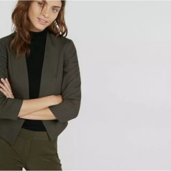 Express Jackets & Blazers - NWOT Express Olive green 3/4 sleeve jacket